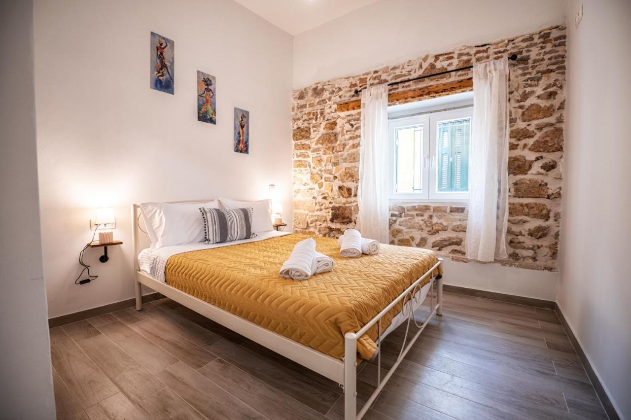 Mitropolis Places Corfu  Esterno foto